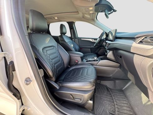 Used 2024 Ford Escape SE w/ PHEV Premium Package FWD image 33