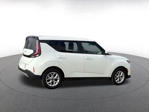 Used 2025 Kia Soul LX w/ LX Technology Package image 15