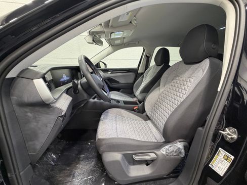 New 2026 Volkswagen Tiguan S AWD/4WD image 20