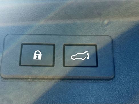 Used 2025 Subaru Outback Limited AWD/4WD image 33