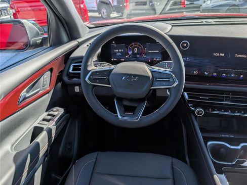 New 2026 Chevrolet Traverse Z71 image 16