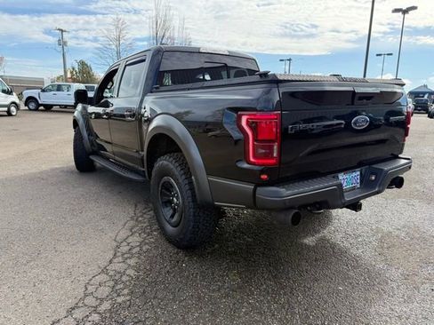 Used 2017 Ford F150 Raptor w/ Equipment Group 802A Luxury AWD/4WD image 13