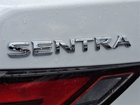 Used 2023 Nissan Sentra SV image 30