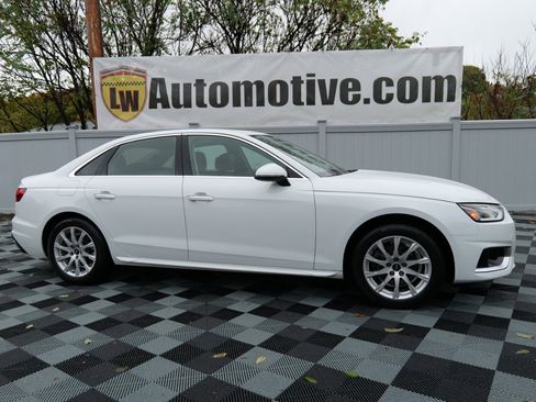Used 2022 Audi A4 2.0T Premium image 65