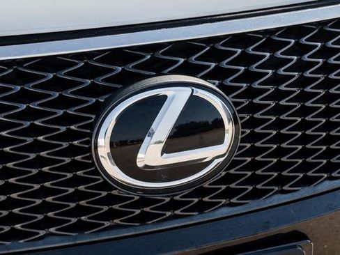 Used 2013 Lexus LS 460 w/ F-Sport Pkg RWD image 24