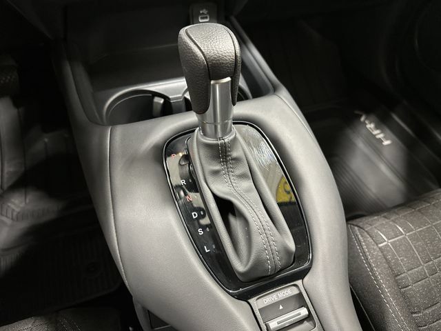 Used 2025 Honda HR-V LX image 22