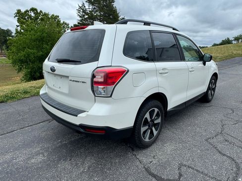 Used 2018 Subaru Forester 2.5i w/ Alloy Wheel Package AWD/4WD image 26