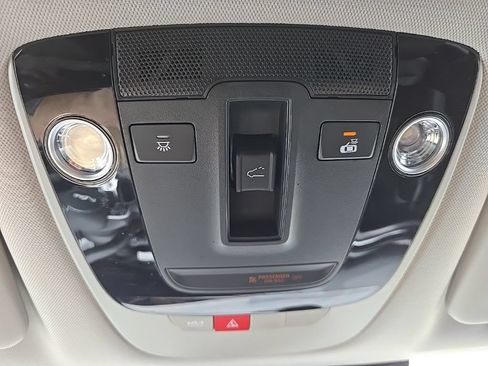 Certified 2025 Kia Sportage SX AWD/4WD image 29