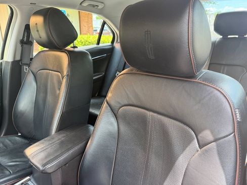 Used 2012 Lincoln MKZ FWD image 13