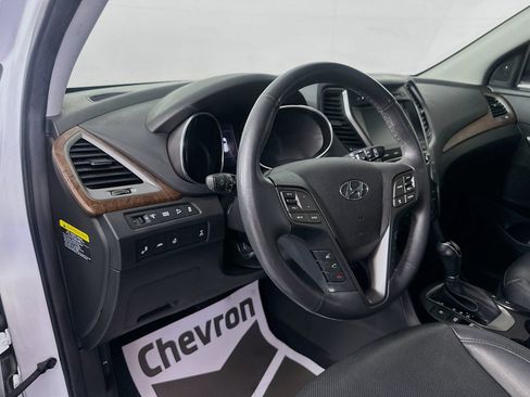 Used 2018 Hyundai Santa Fe Sport w/ 2.0T Ultimate Tech Package 05 AWD/4WD image 9