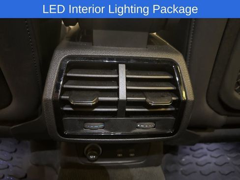 Used 2025 Audi Q3 2.0T Premium w/ Convenience Package image 19