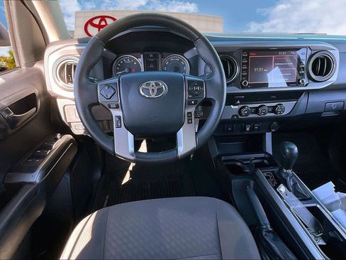 Certified 2020 Toyota Tacoma SR5 image 5