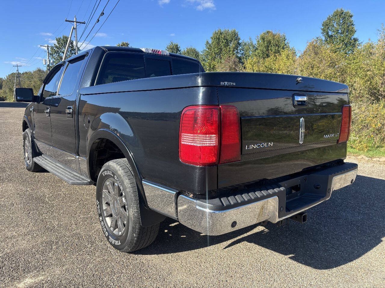 Used 2006 Lincoln Mark LT 4x4 image 3