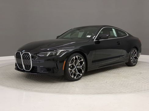 New 2026 BMW 430i Coupe w/ Parking Assistance Package image 31