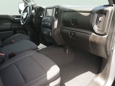 Used 2024 Chevrolet Silverado 2500 Custom w/ Custom Value Package AWD/4WD image 17