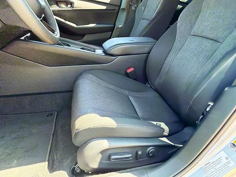 Used 2024 Honda Accord EX image 27
