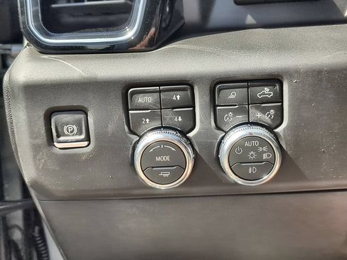 Used 2026 GMC Sierra 1500 Denali AWD/4WD image 18