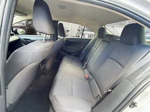 Used 2024 Toyota Corolla LE image 29