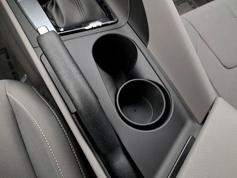 New 2025 Hyundai Elantra Sport image 25