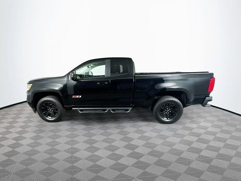 Used 2021 Chevrolet Colorado Z71 w/ Z71 Midnight Edition AWD/4WD image 6