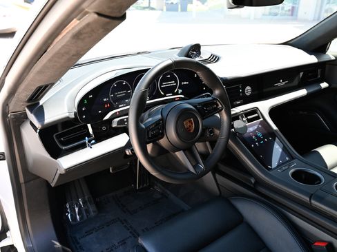 Used 2020 Porsche Taycan Turbo S AWD/4WD image 16