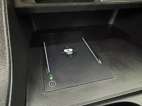 Used 2023 Honda Pilot Touring image 22