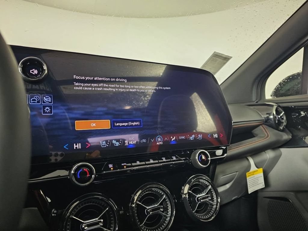 New 2026 Chevrolet Blazer EV SS w/ LPO, Blackout Package AWD/4WD image 28