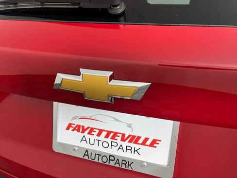 Certified 2026 Chevrolet Trax LT w/ Driver Confidence Package FWD image 17
