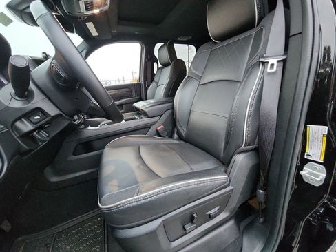 Used 2025 RAM 2500 Limited image 13