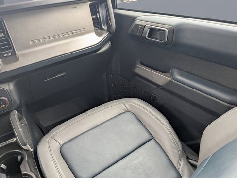 Used 2022 Ford Bronco Outer Banks image 19