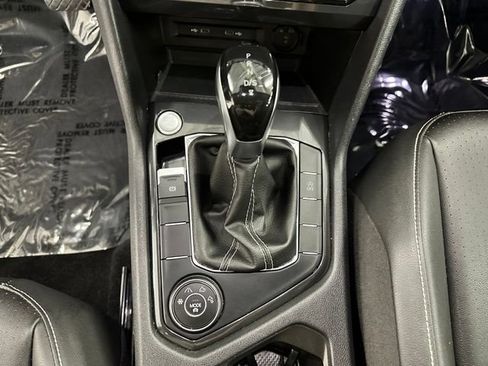Certified 2023 Volkswagen Tiguan SE AWD/4WD image 7