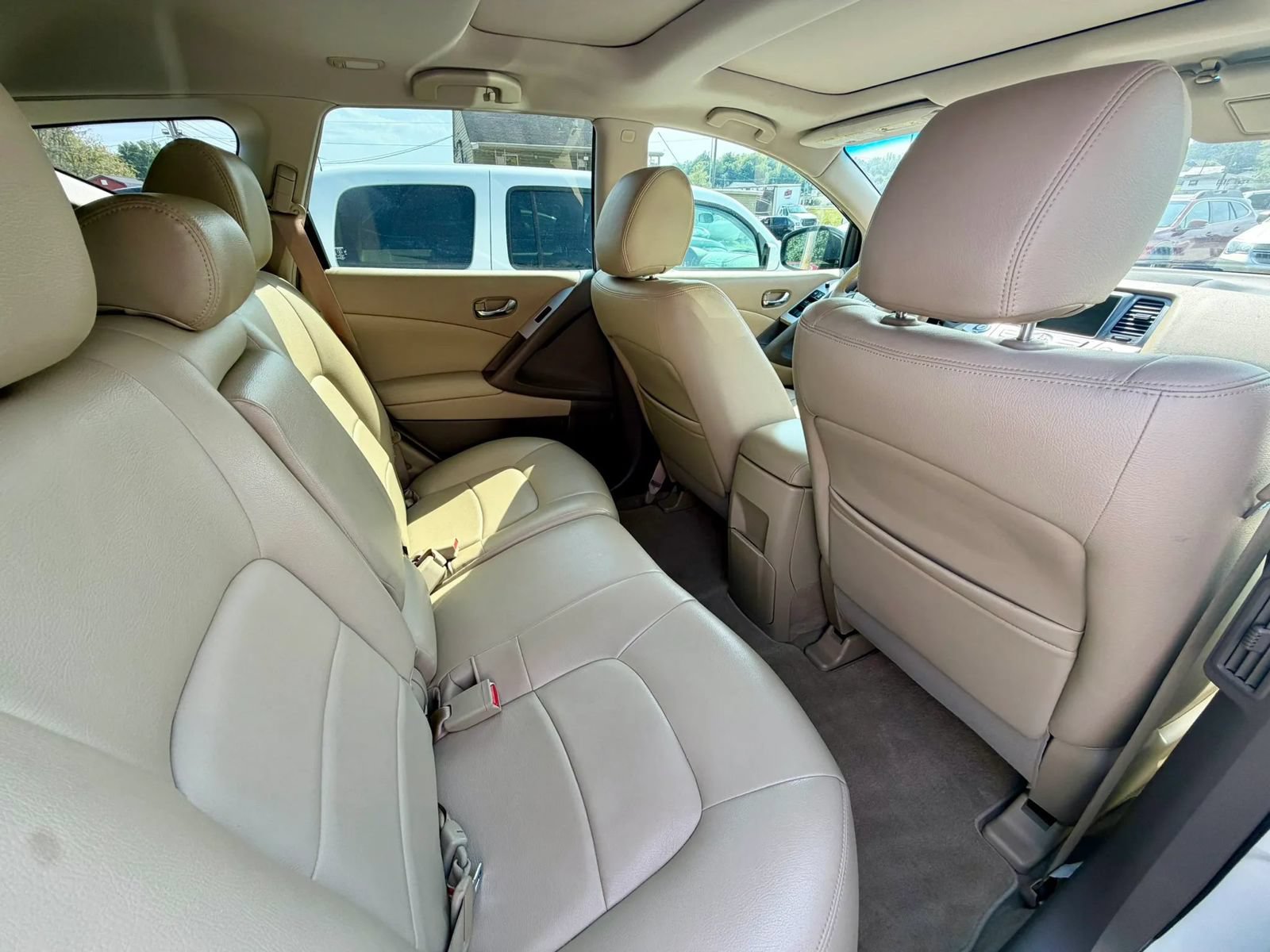 Used 2011 Nissan Murano SV AWD/4WD image 13