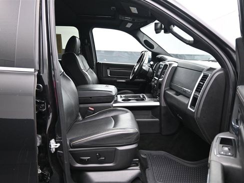 Used 2016 RAM 2500 Limited AWD/4WD image 9