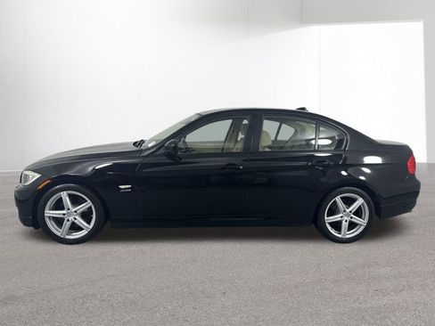 Used 2009 BMW 328i xDrive Sedan AWD/4WD image 29