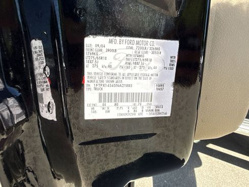 Used 2005 Ford F150 XLT AWD/4WD image 18