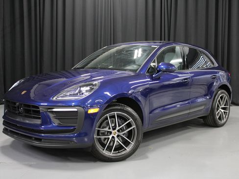 New 2026 Porsche Macan image 1