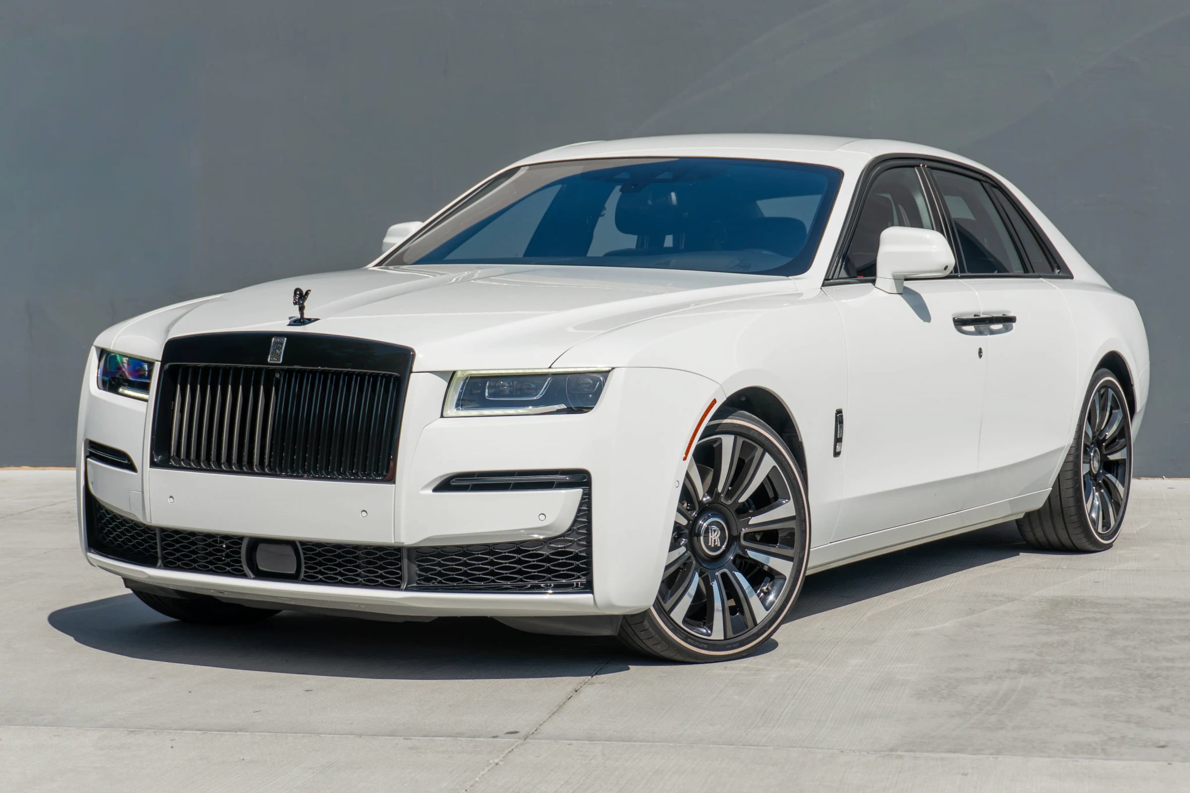 Used 2024 Rolls-Royce Ghost AWD/4WD image 3