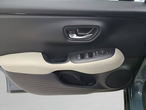 Used 2024 Honda HR-V LX image 18