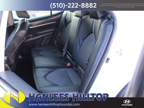 Used 2021 Toyota Camry SE image 14