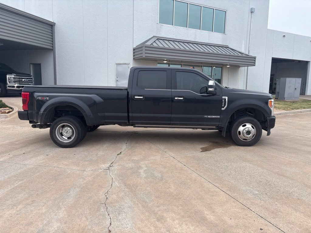 Used 2019 Ford F350 Platinum AWD/4WD image 5