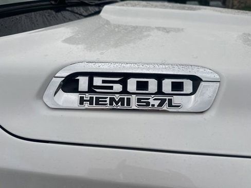 Used 2019 RAM 1500 Laramie AWD/4WD image 4