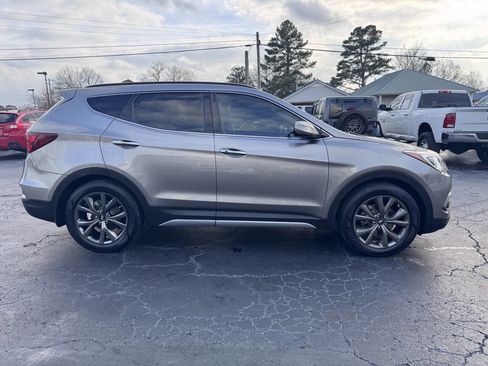 Used 2017 Hyundai Santa Fe Sport image 7