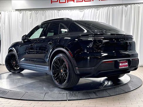 Used 2026 Porsche Macan 4S Electric AWD/4WD image 3
