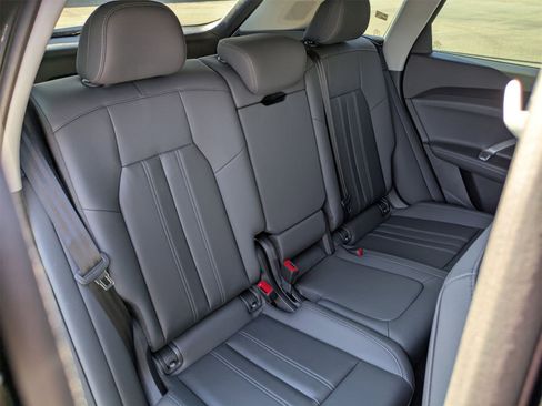 New 2025 Audi Q5 2.0T Premium Plus image 11