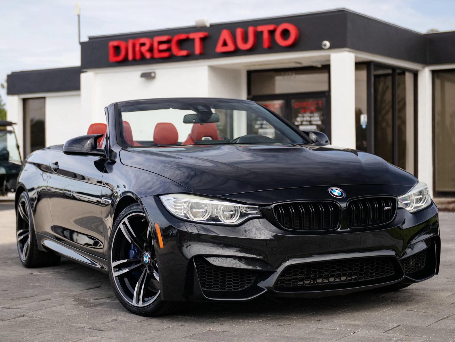 Used 2016 BMW M4 Convertible RWD image 1