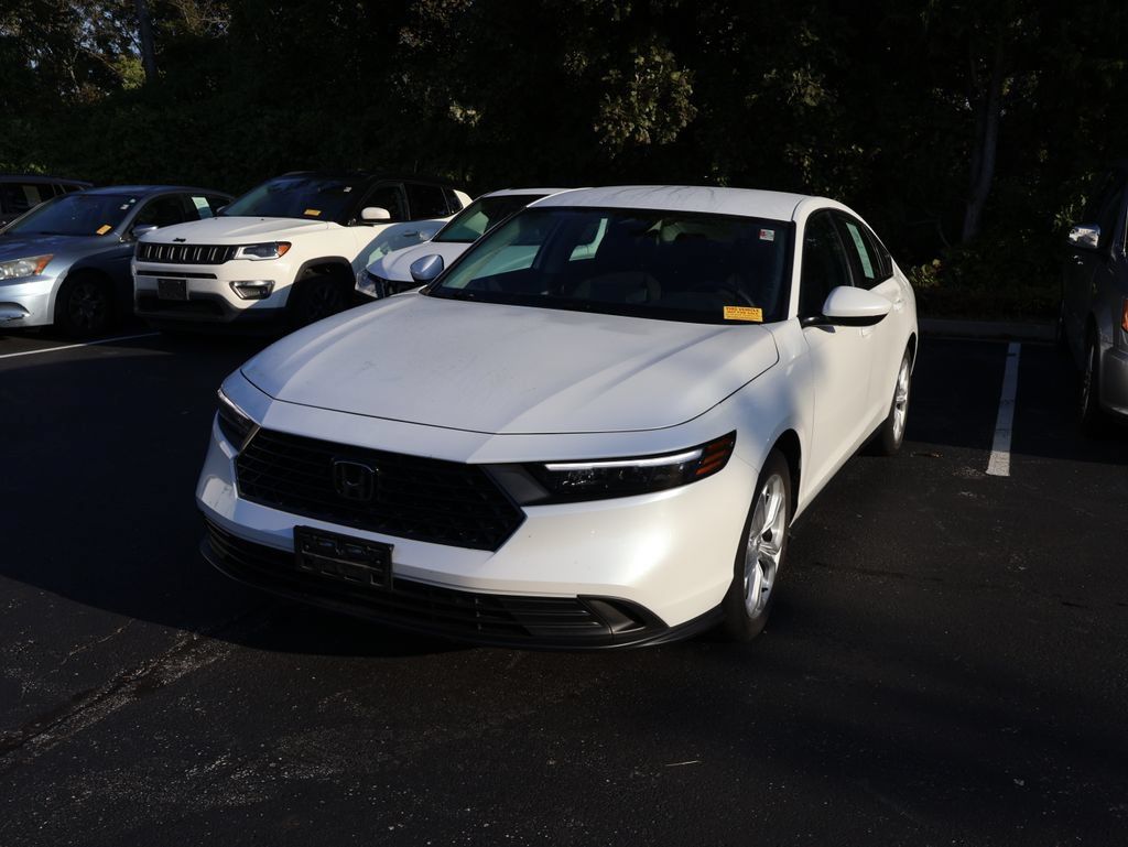 Used 2024 Honda Accord LX image 3