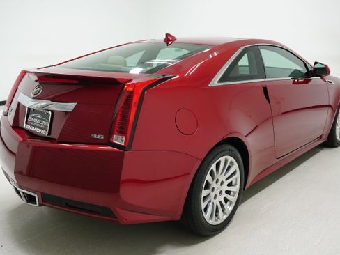 Used 2012 Cadillac CTS Premium image 4