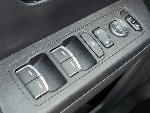 Used 2023 Honda CR-V EX-L image 24