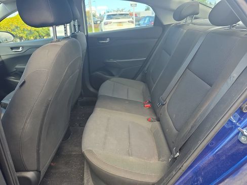 Used 2021 Hyundai Accent SE FWD image 8