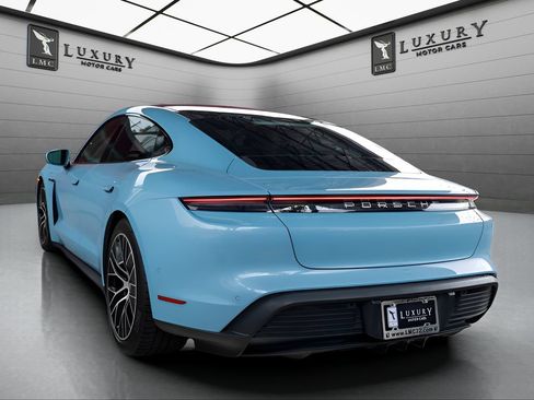 Used 2020 Porsche Taycan 4S w/ Performance Package AWD/4WD image 6